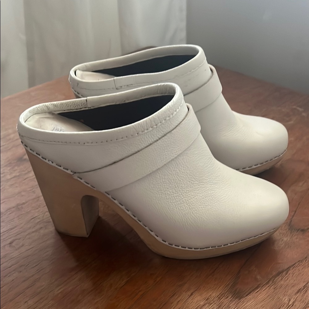 Jeffery Campbell White Leather Women's clogs